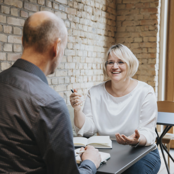 Vertrauen als Entscheidung unter Unsicherheit im Arbeitsalltag